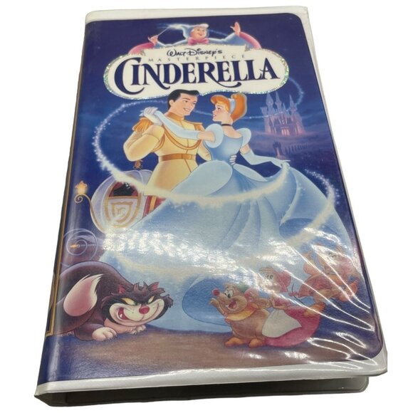 vintage Walt Disney's masterpiece Cinderella VHS tape English READ - Picture 1 of 3